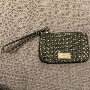 Nine West wristlet - black with zipper